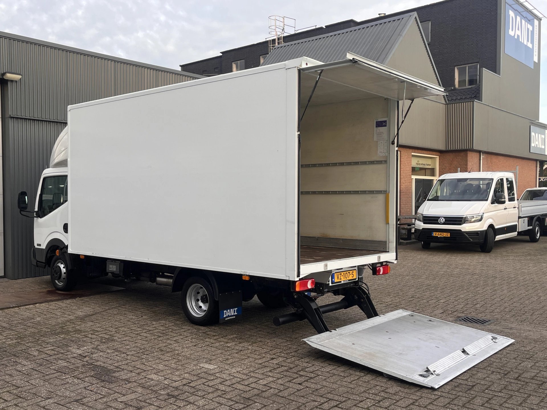 Hoofdafbeelding Nissan Cabstar