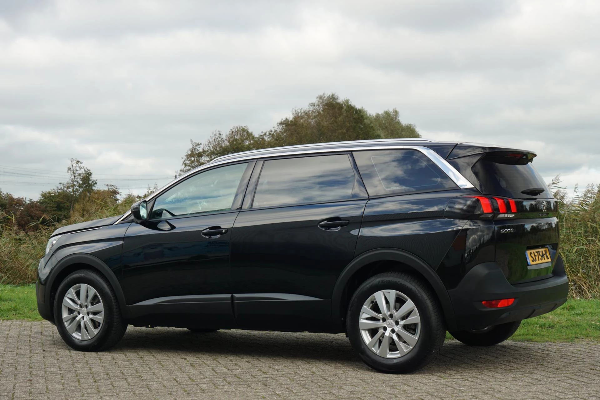 Hoofdafbeelding Peugeot 5008