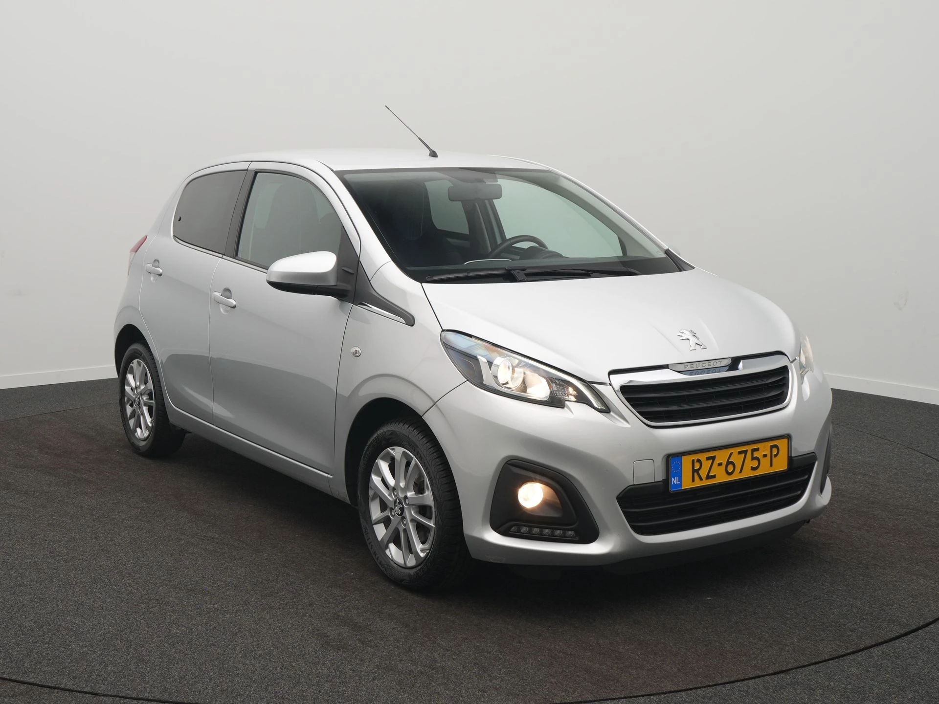 Hoofdafbeelding Peugeot 108