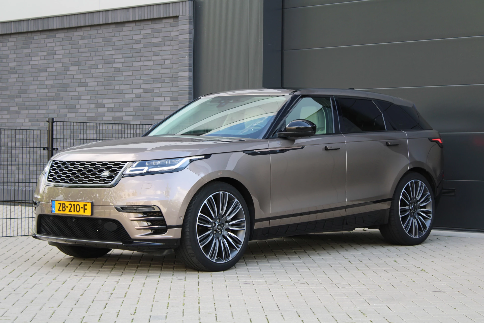 Hoofdafbeelding Land Rover Range Rover Velar