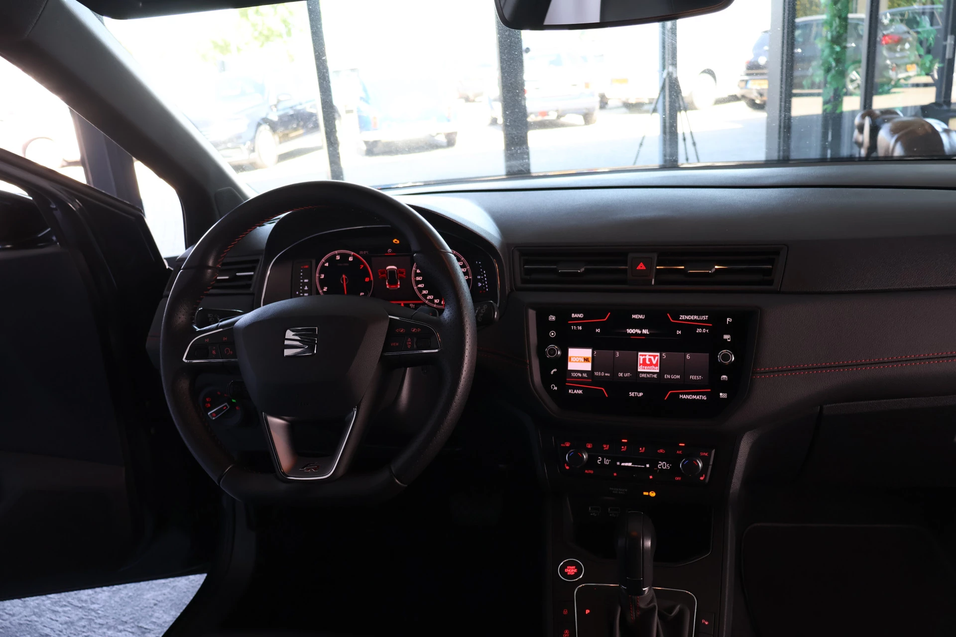Hoofdafbeelding SEAT Arona