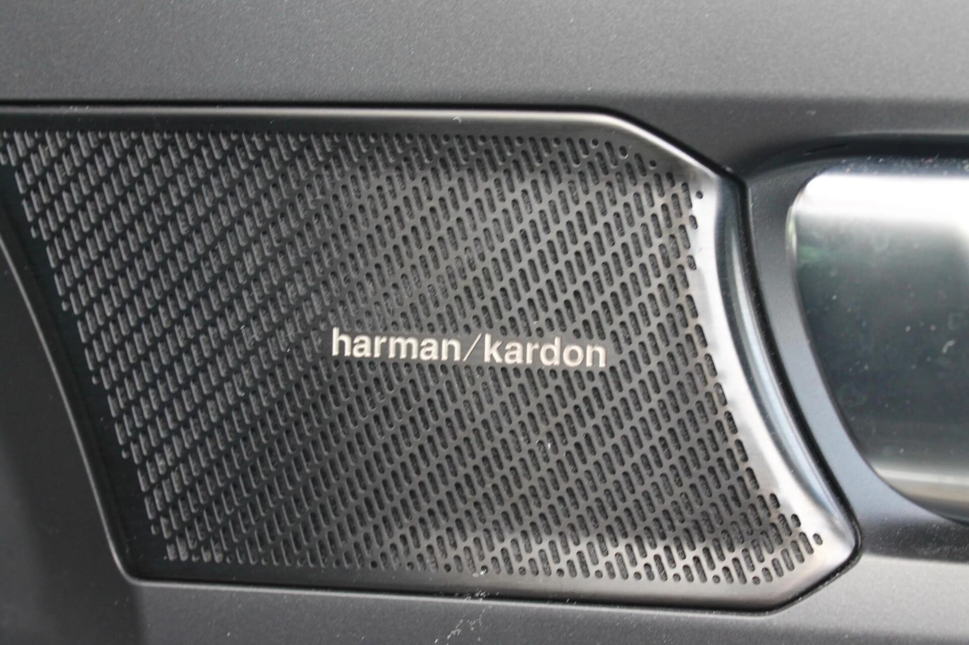 Hoofdafbeelding Volvo C40