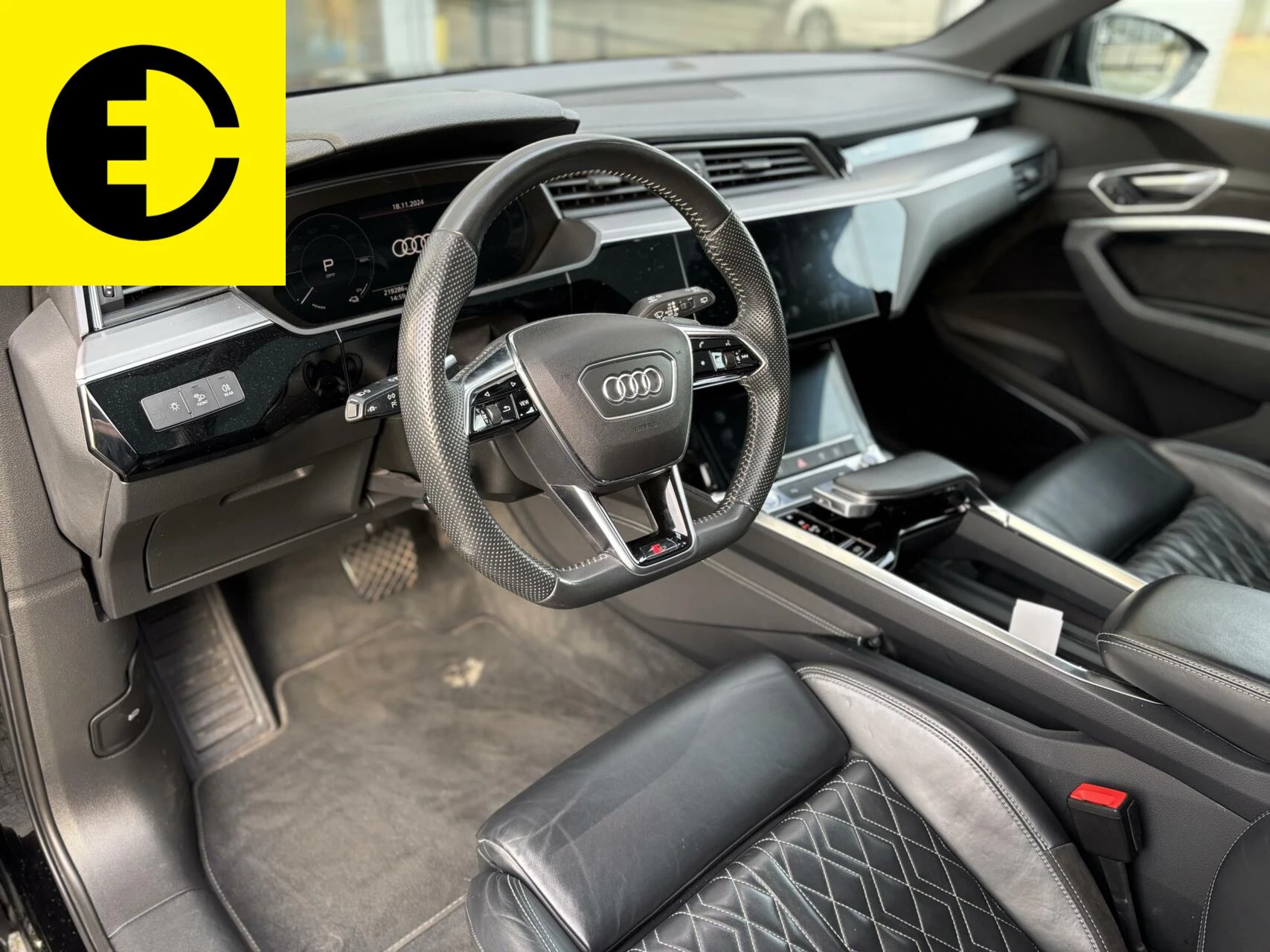 Hoofdafbeelding Audi e-tron