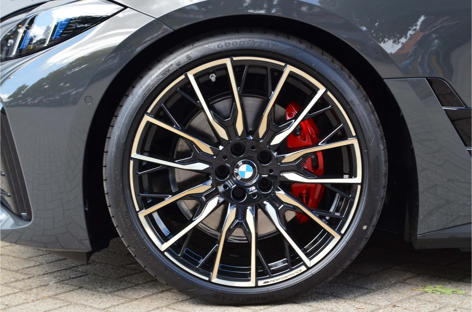 Hoofdafbeelding BMW i4