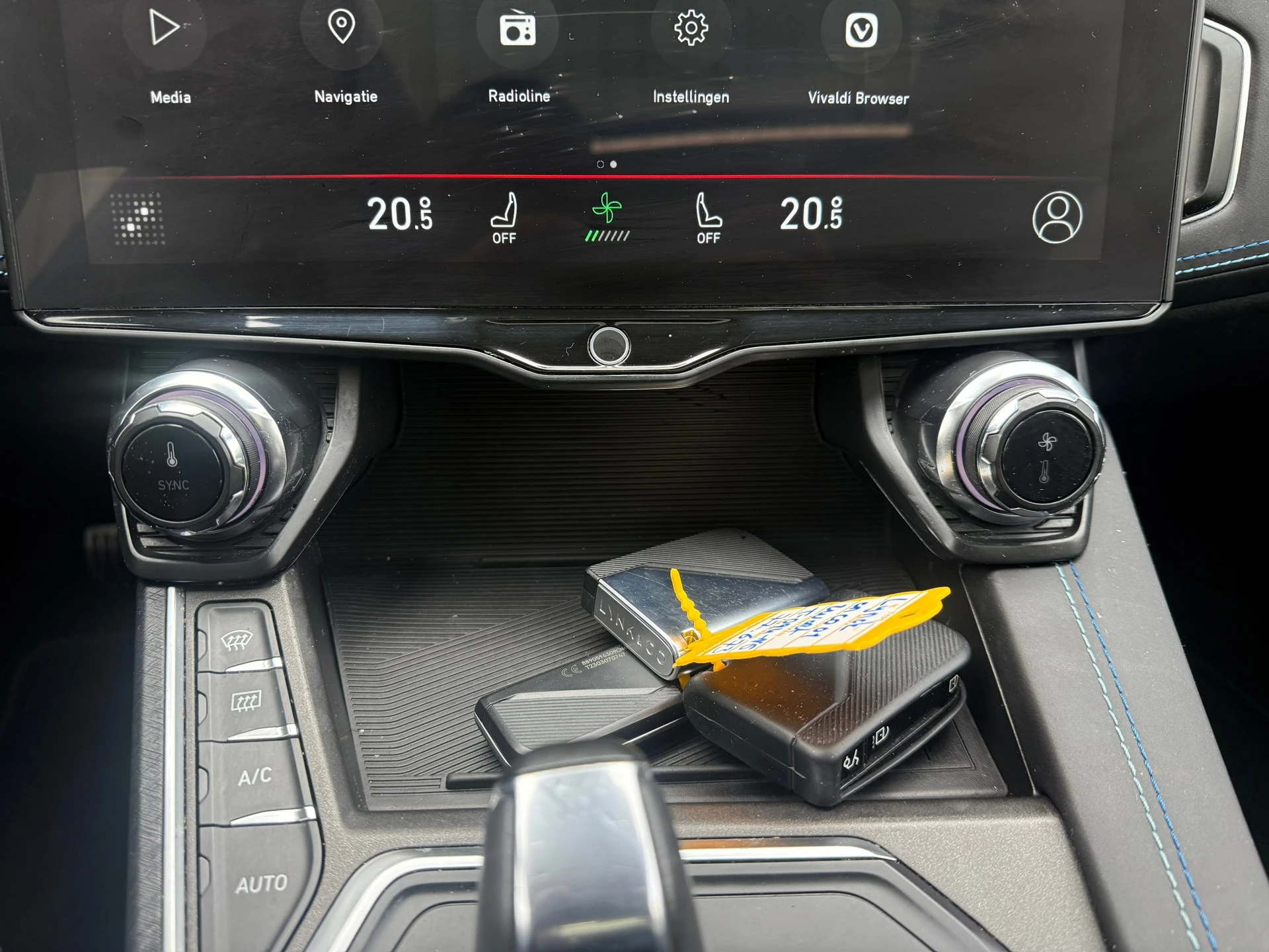 Hoofdafbeelding Lynk & Co 01