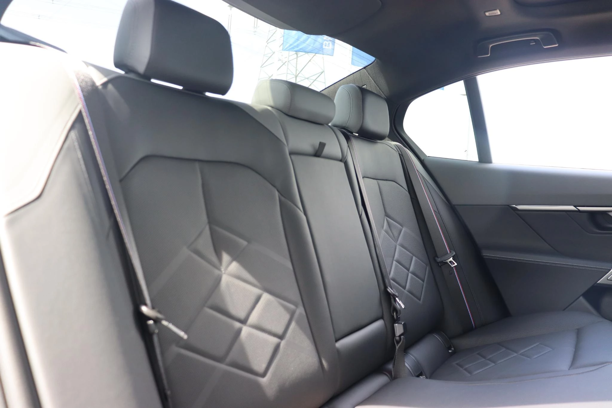 Hoofdafbeelding BMW i5
