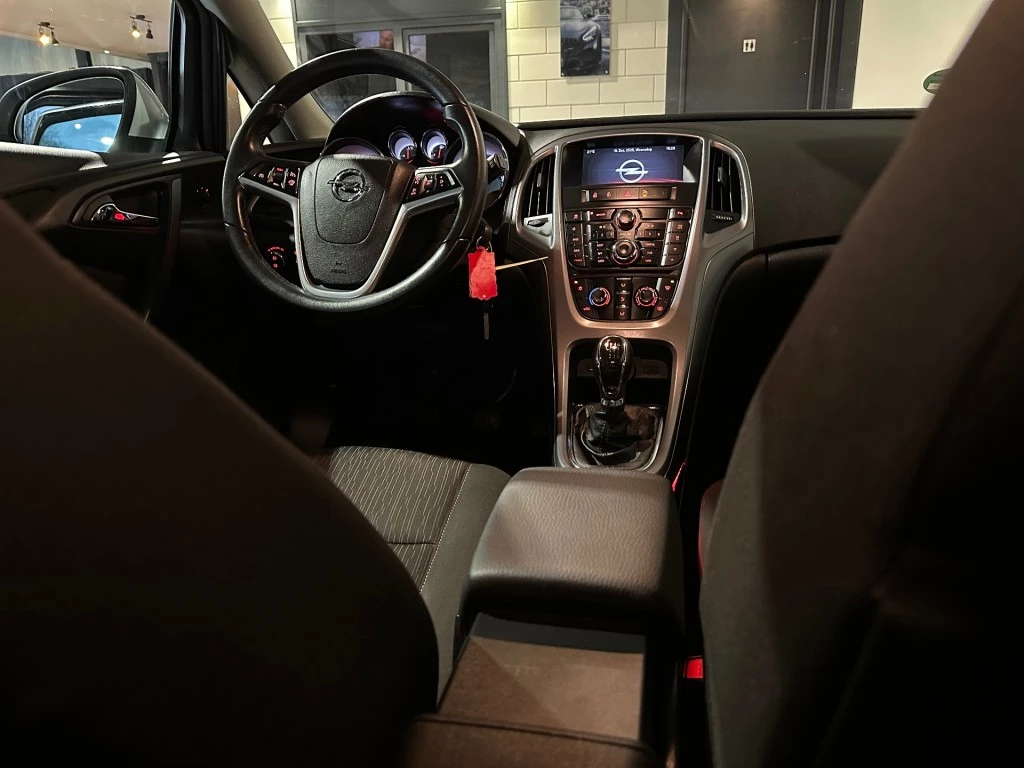 Hoofdafbeelding Opel Astra