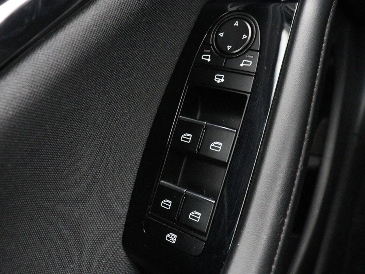 Hoofdafbeelding Mazda 3