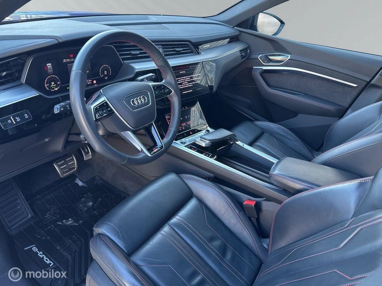 Hoofdafbeelding Audi Q8 e-tron