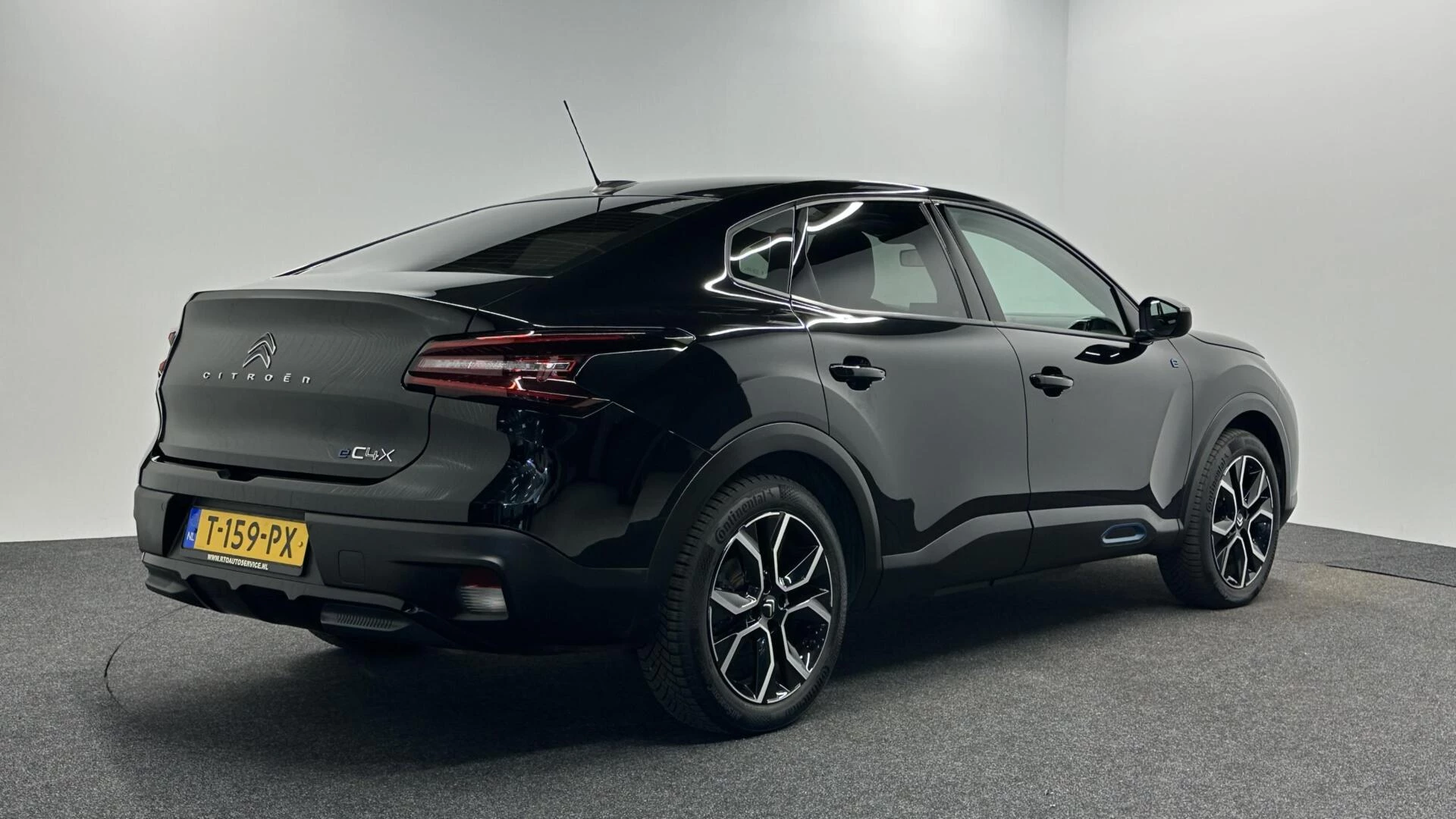 Hoofdafbeelding Citroën ë-C4 X