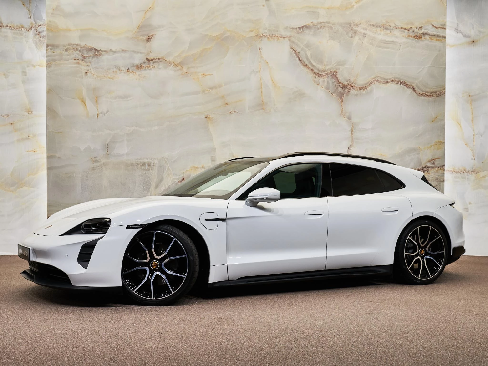 Hoofdafbeelding Porsche Taycan