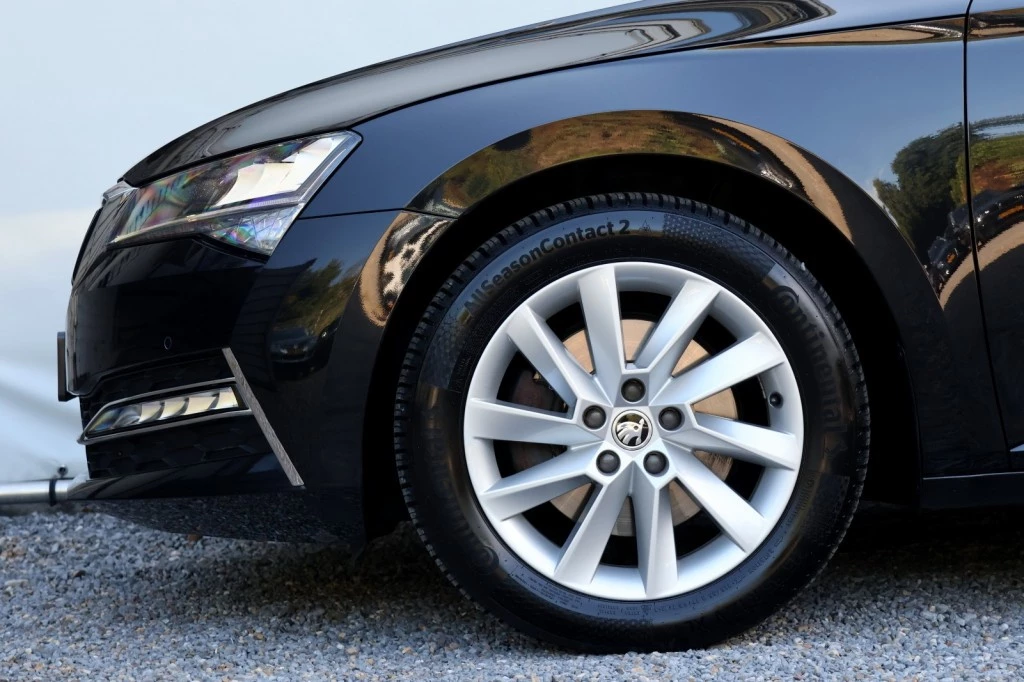 Hoofdafbeelding Škoda Superb
