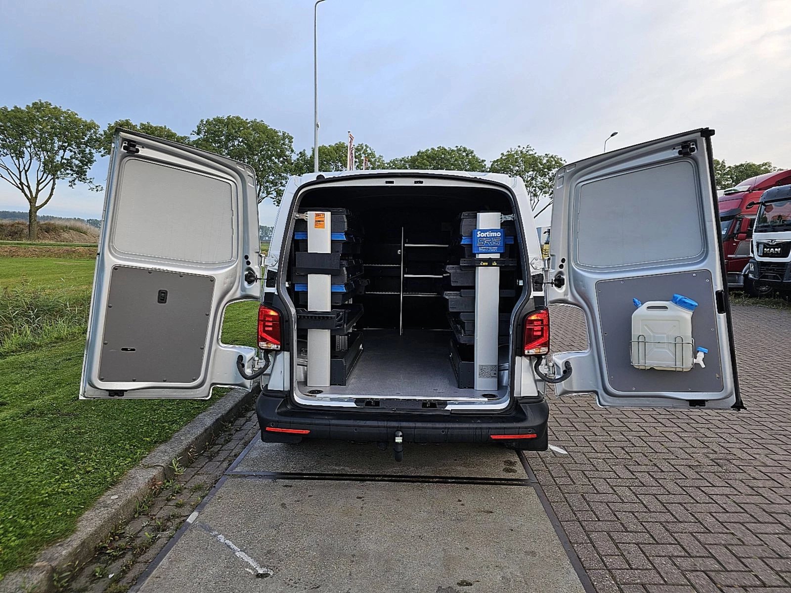 Hoofdafbeelding Volkswagen Transporter