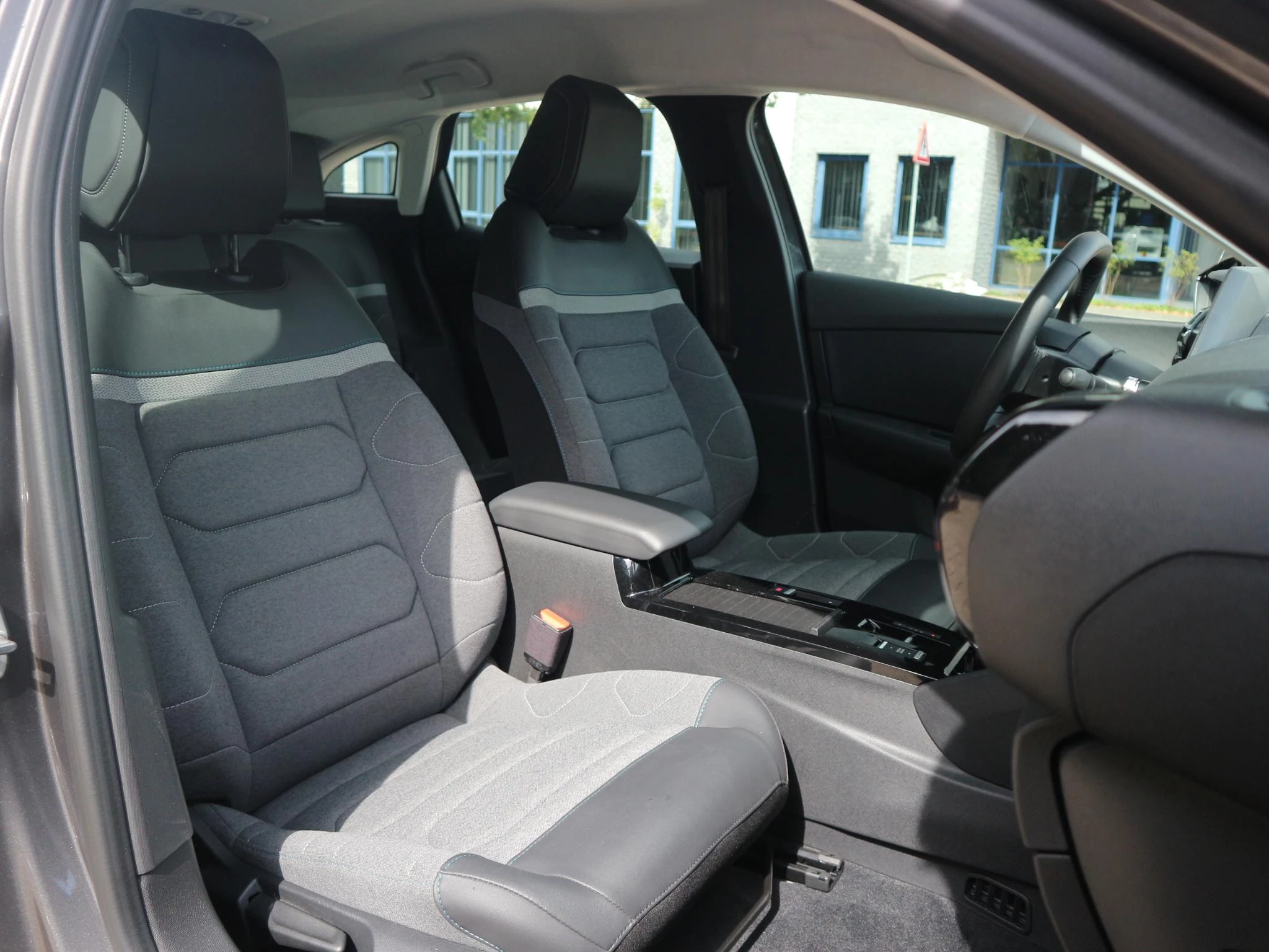 Hoofdafbeelding Citroën ë-C4