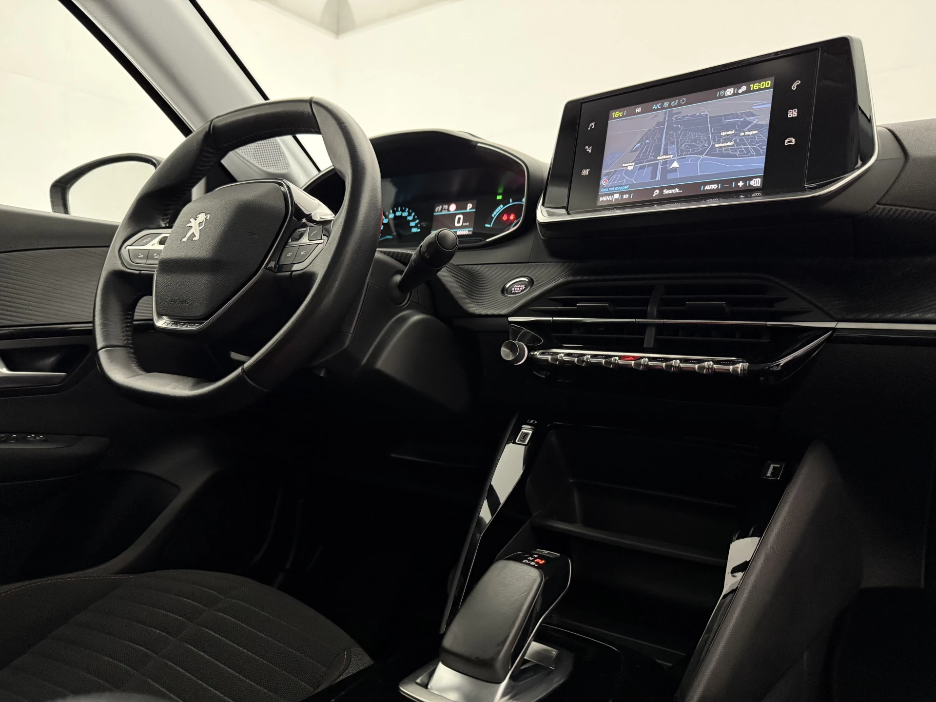 Hoofdafbeelding Peugeot e-208