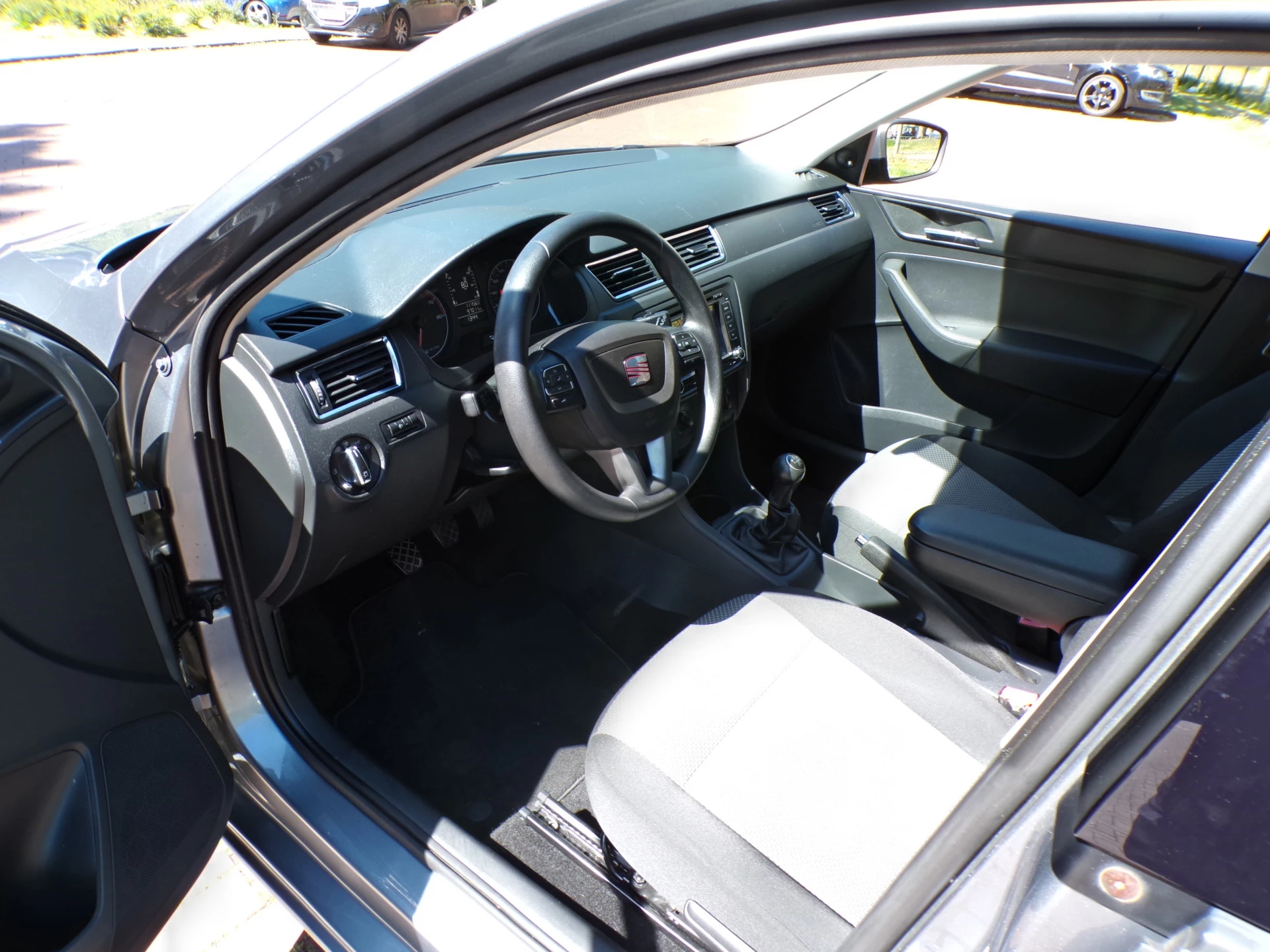 Hoofdafbeelding SEAT Toledo