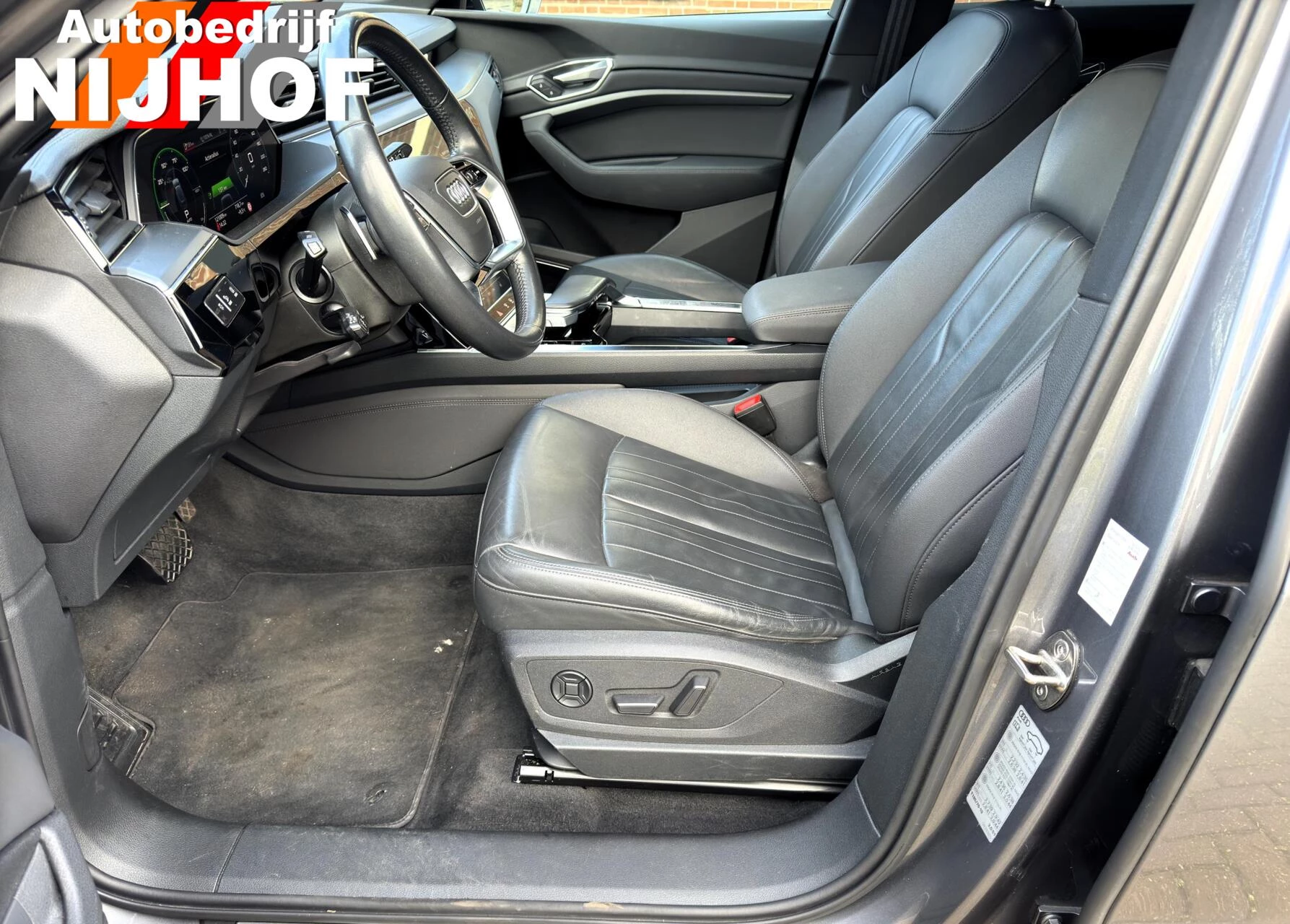 Hoofdafbeelding Audi e-tron