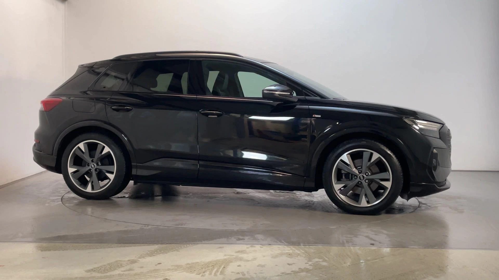 Hoofdafbeelding Audi Q4 e-tron