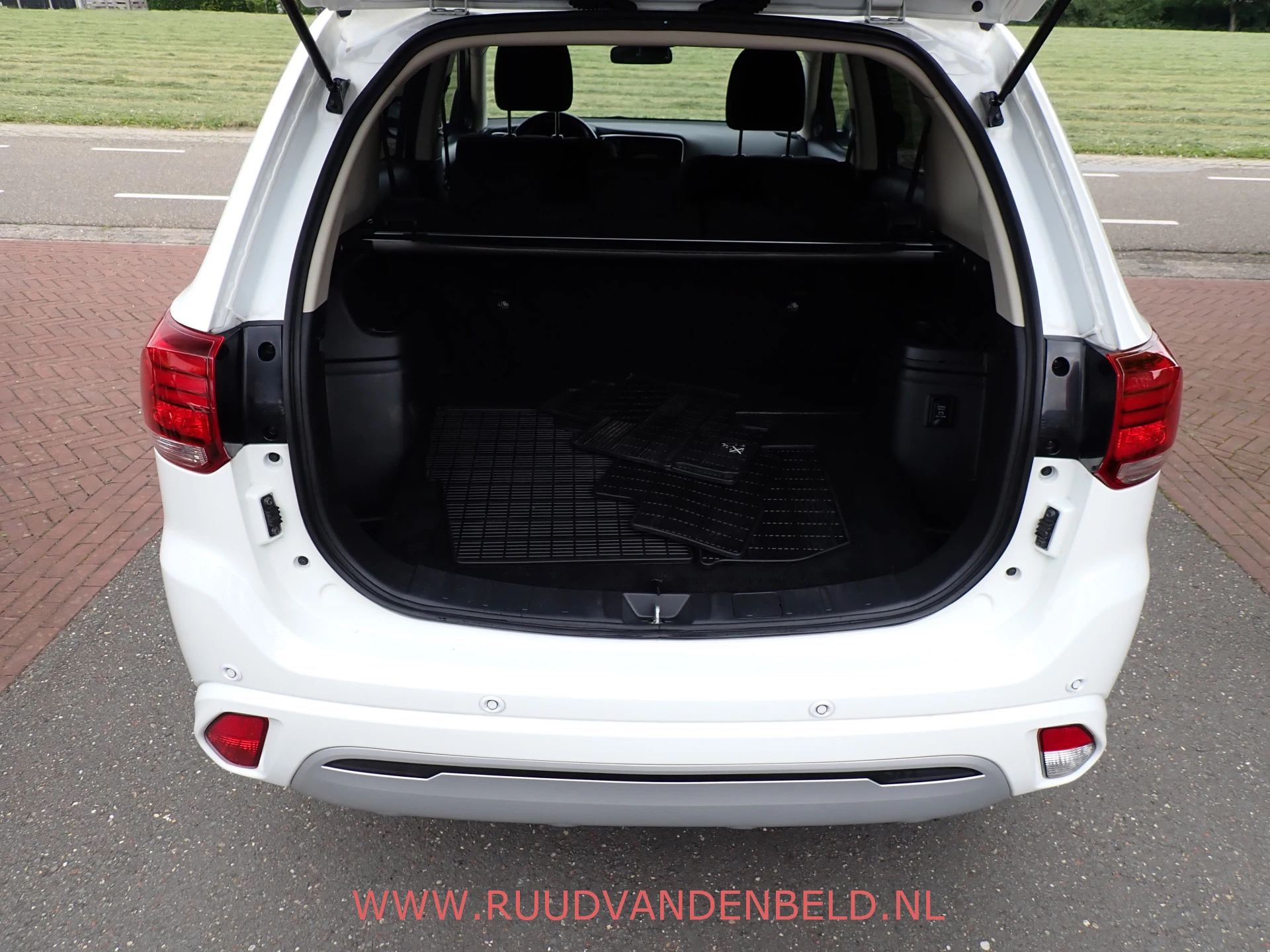 Hoofdafbeelding Mitsubishi Outlander