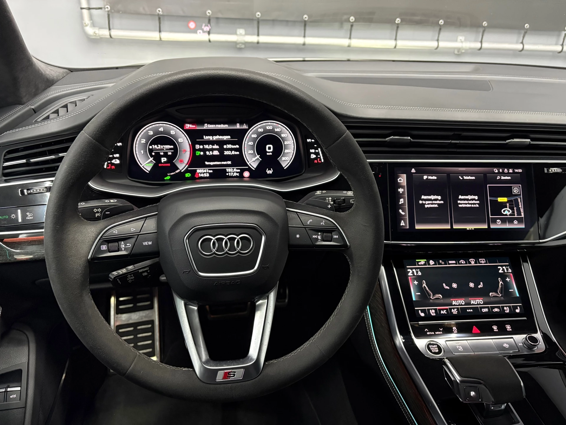 Hoofdafbeelding Audi Q8