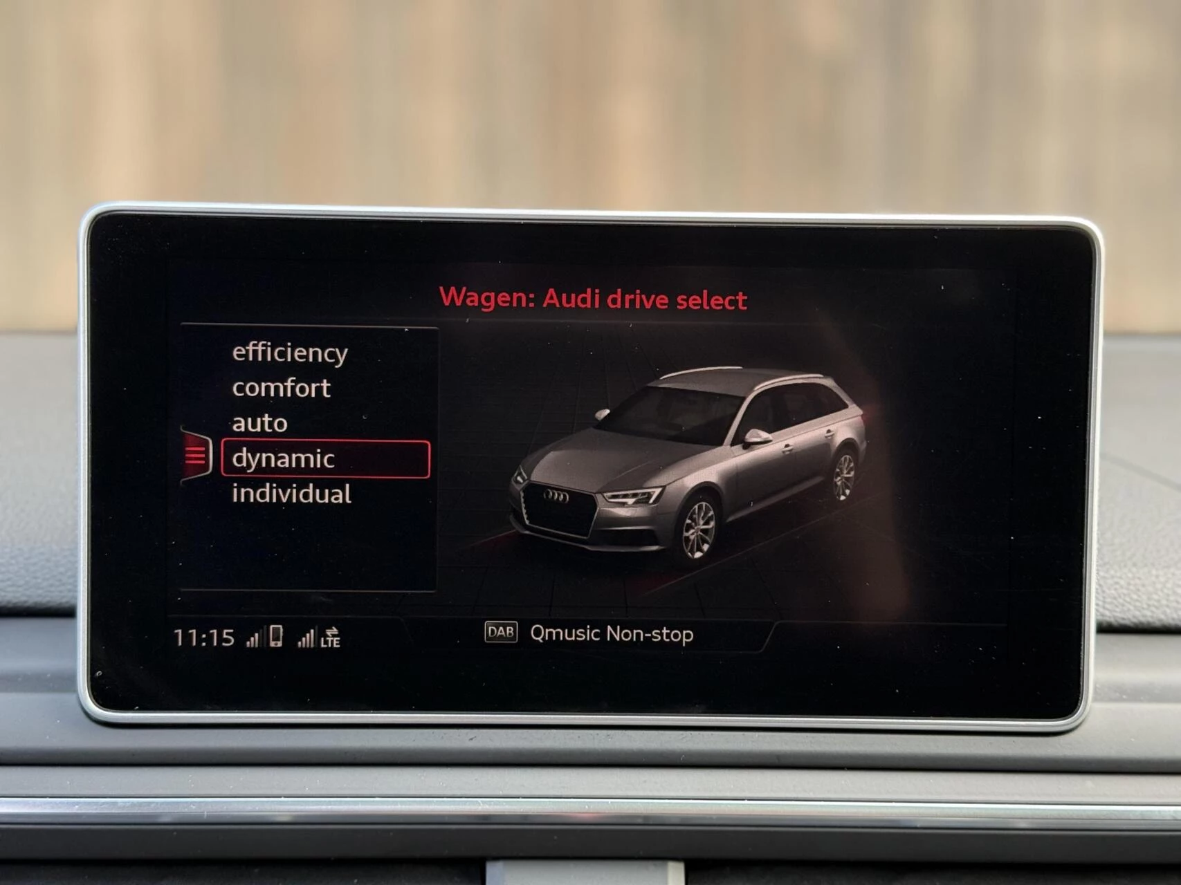 Hoofdafbeelding Audi S4