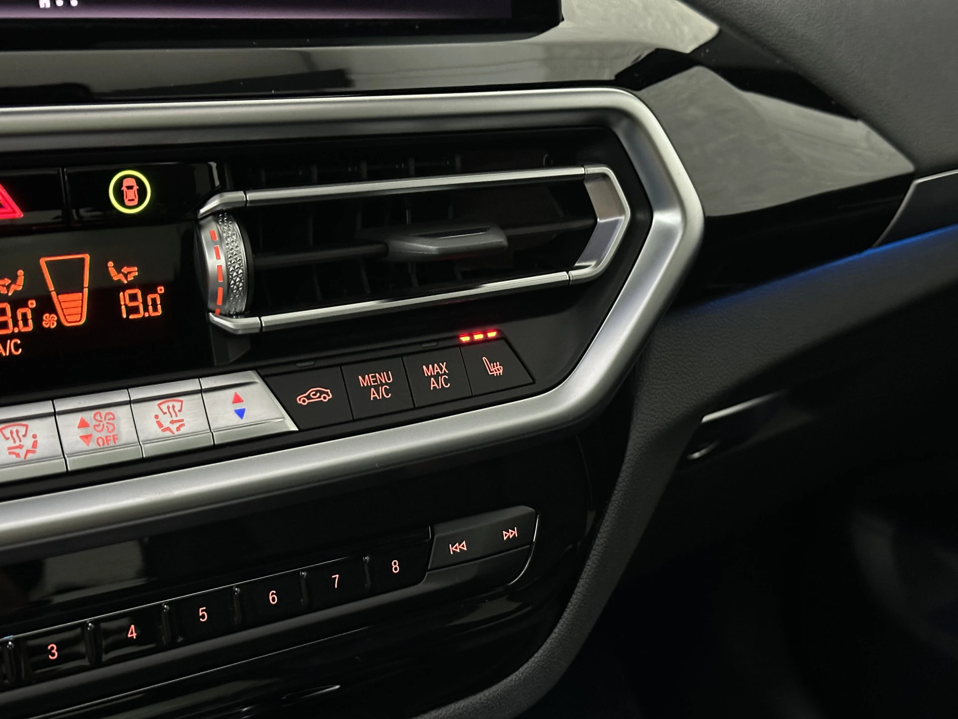 Hoofdafbeelding BMW iX3