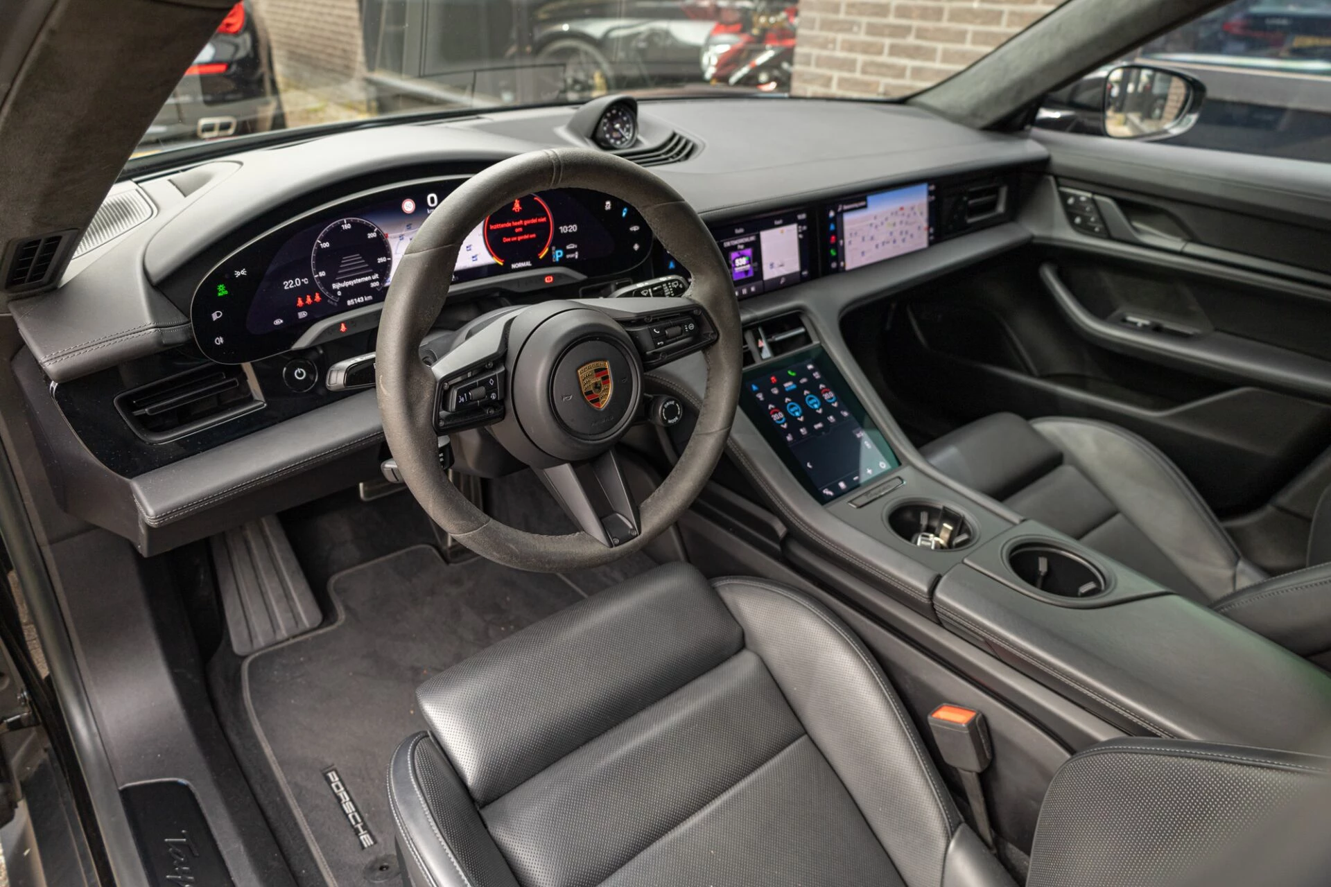 Hoofdafbeelding Porsche Taycan