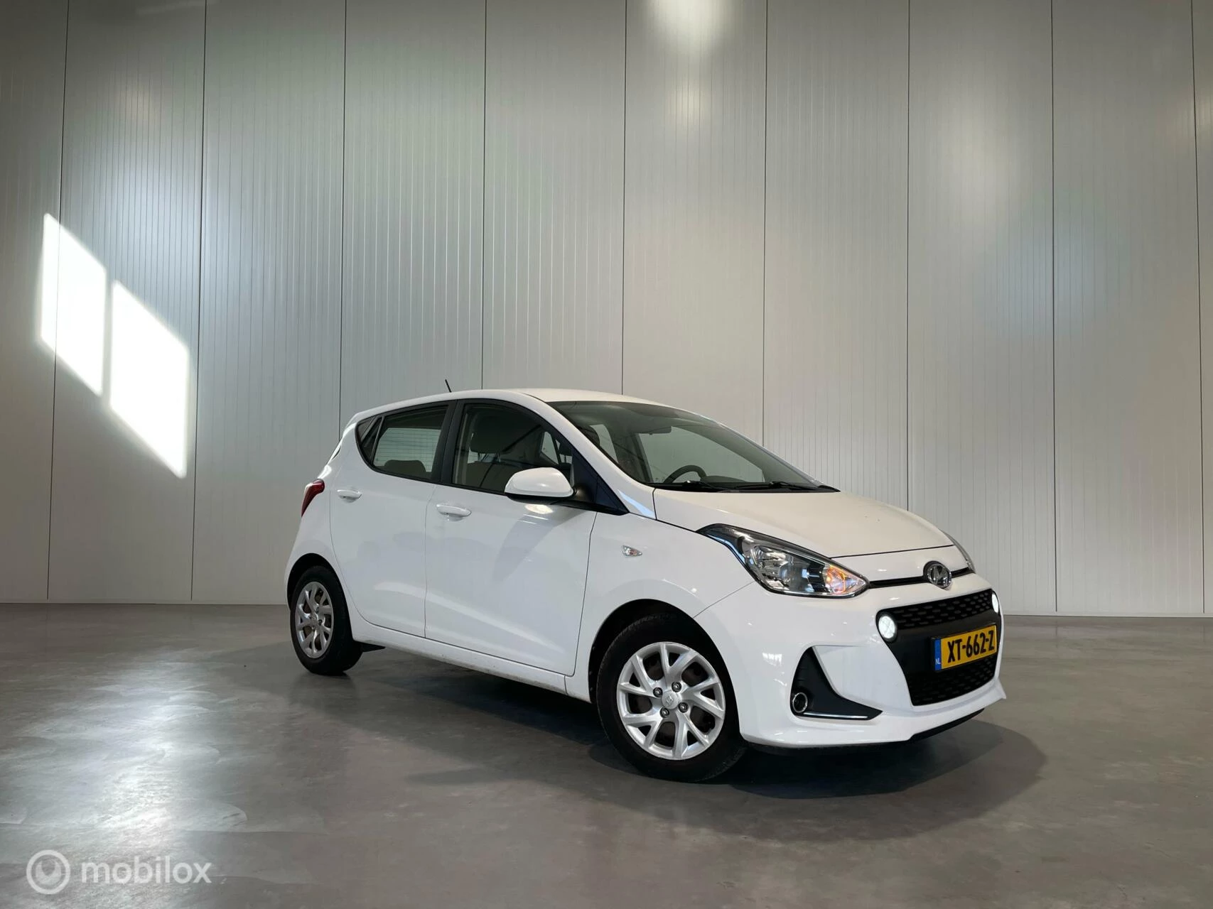 Hoofdafbeelding Hyundai i10