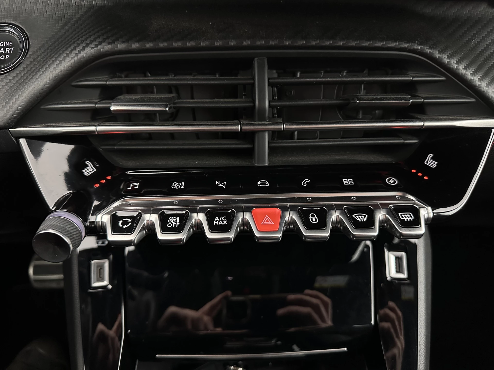 Hoofdafbeelding Peugeot e-208