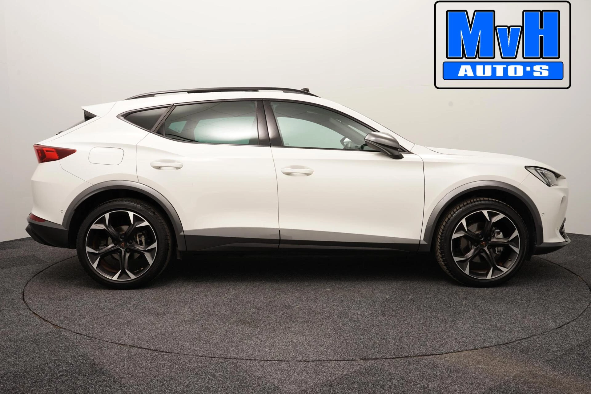 Hoofdafbeelding CUPRA Formentor