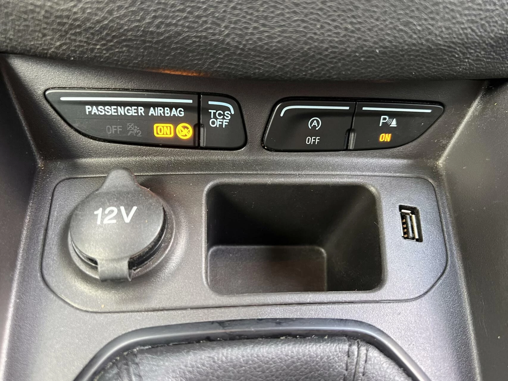Hoofdafbeelding Ford Transit Courier
