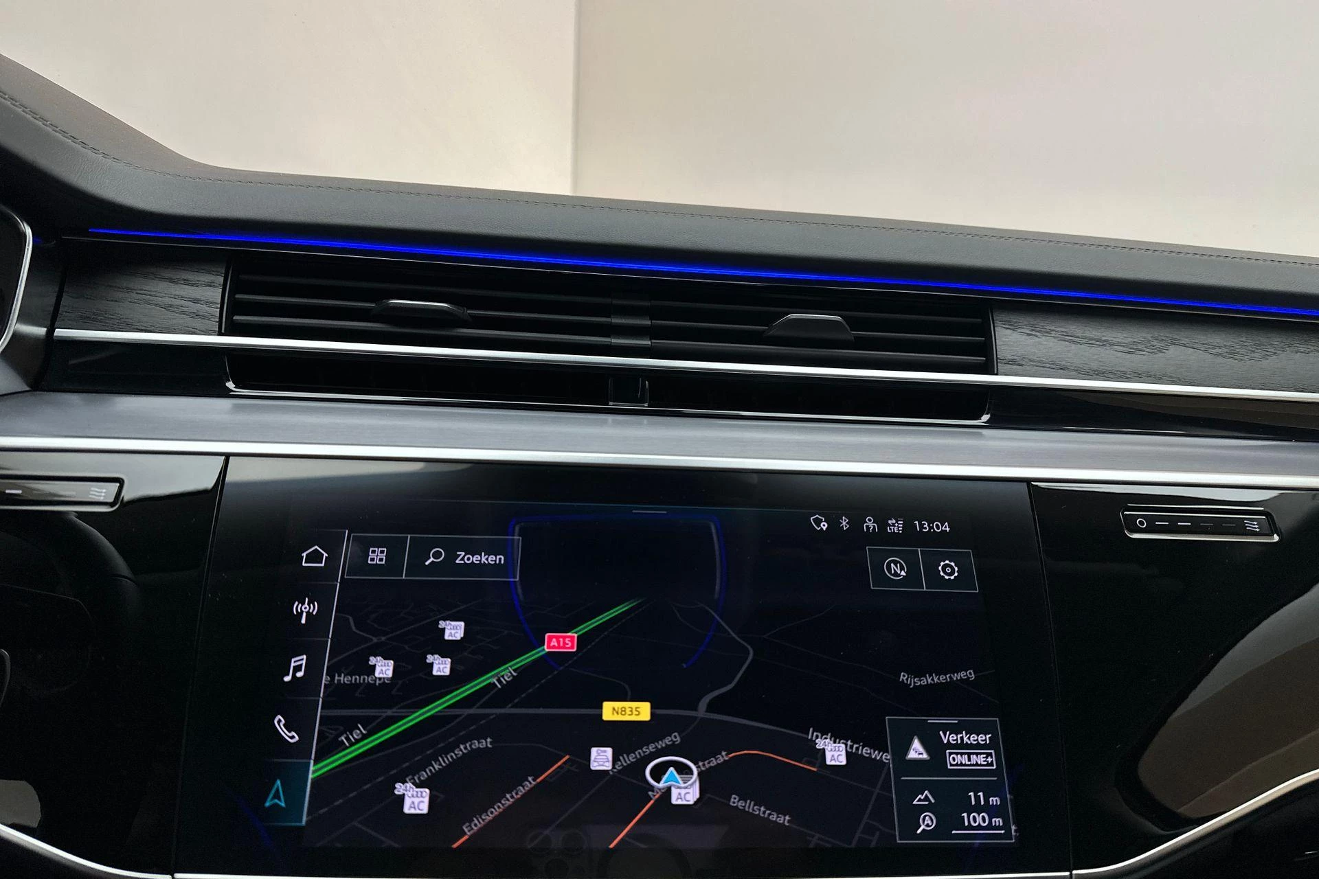 Hoofdafbeelding Audi A8
