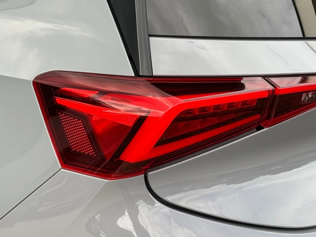 Hoofdafbeelding CUPRA Born