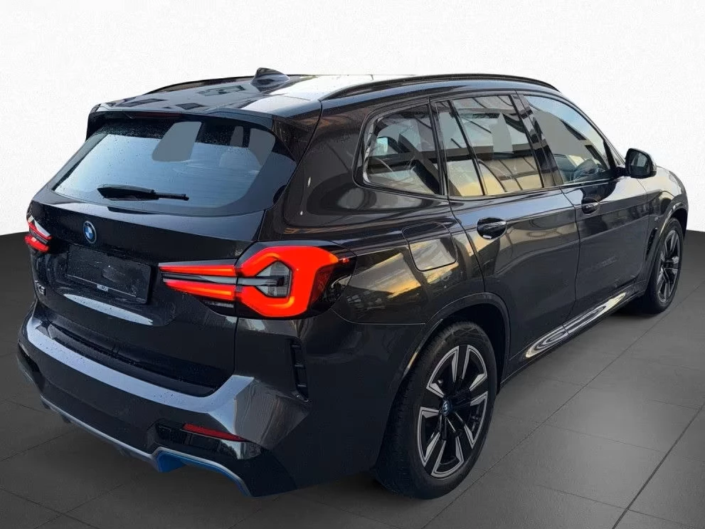 Hoofdafbeelding BMW iX3
