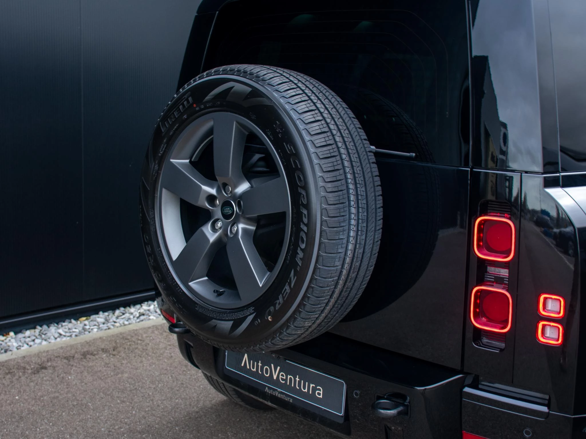 Hoofdafbeelding Land Rover Defender