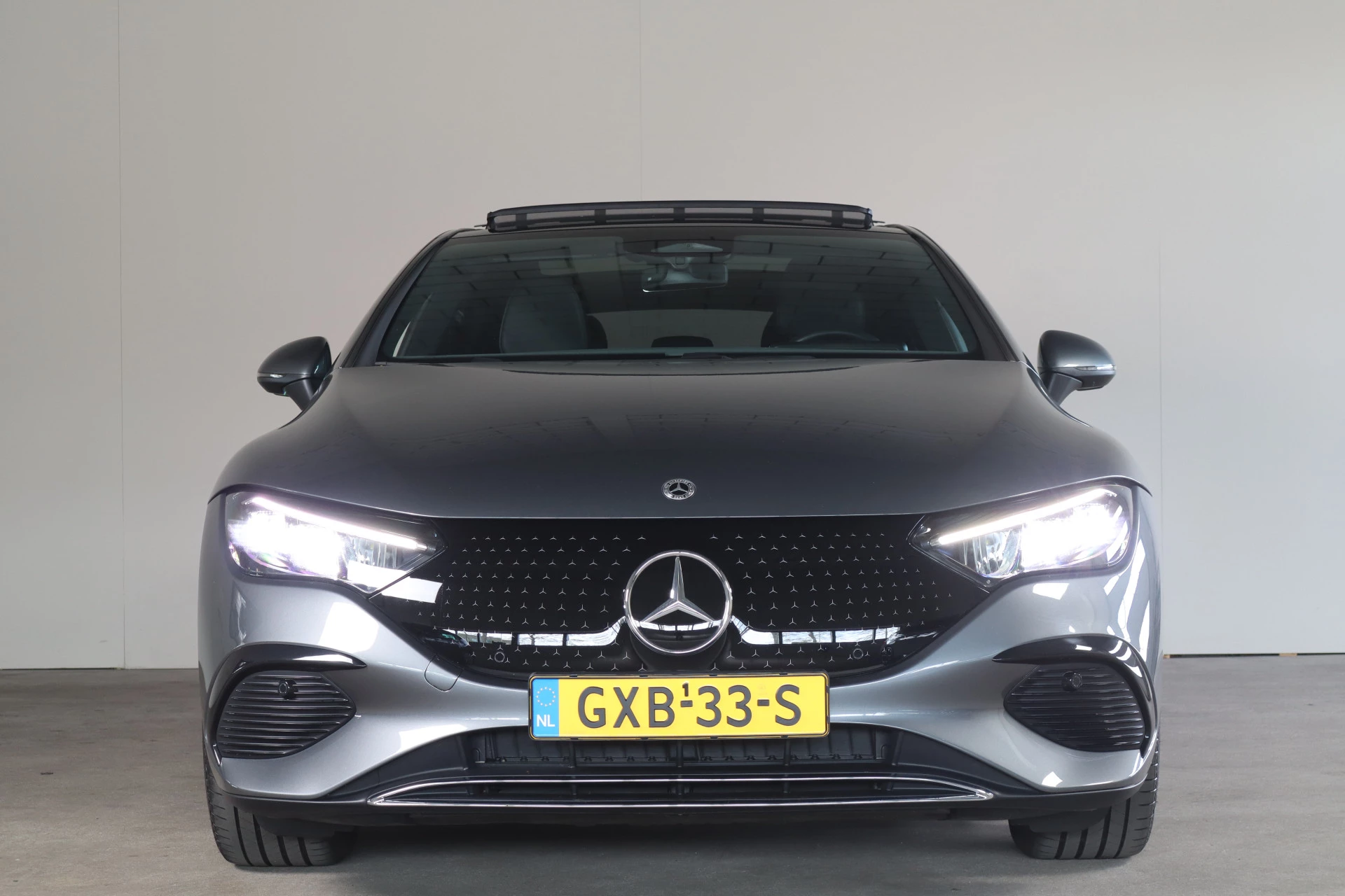 Hoofdafbeelding Mercedes-Benz EQE