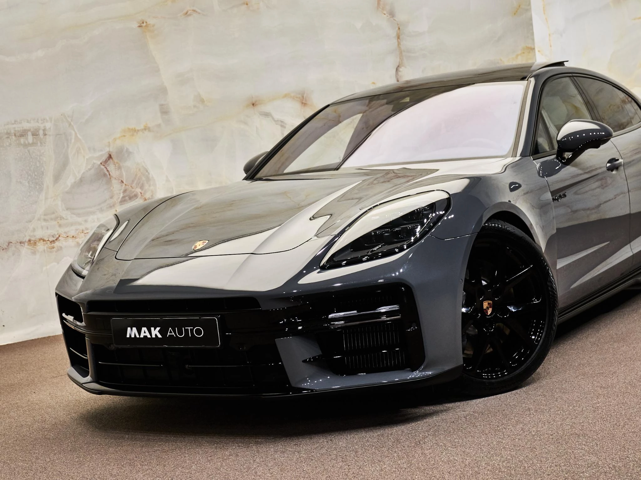 Hoofdafbeelding Porsche Panamera