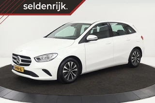 Mercedes-Benz B-klasse 180d Business Solution | Carplay | Trekhaak |  Camera | Park Assist | Half leder | Climate control | Cruise control