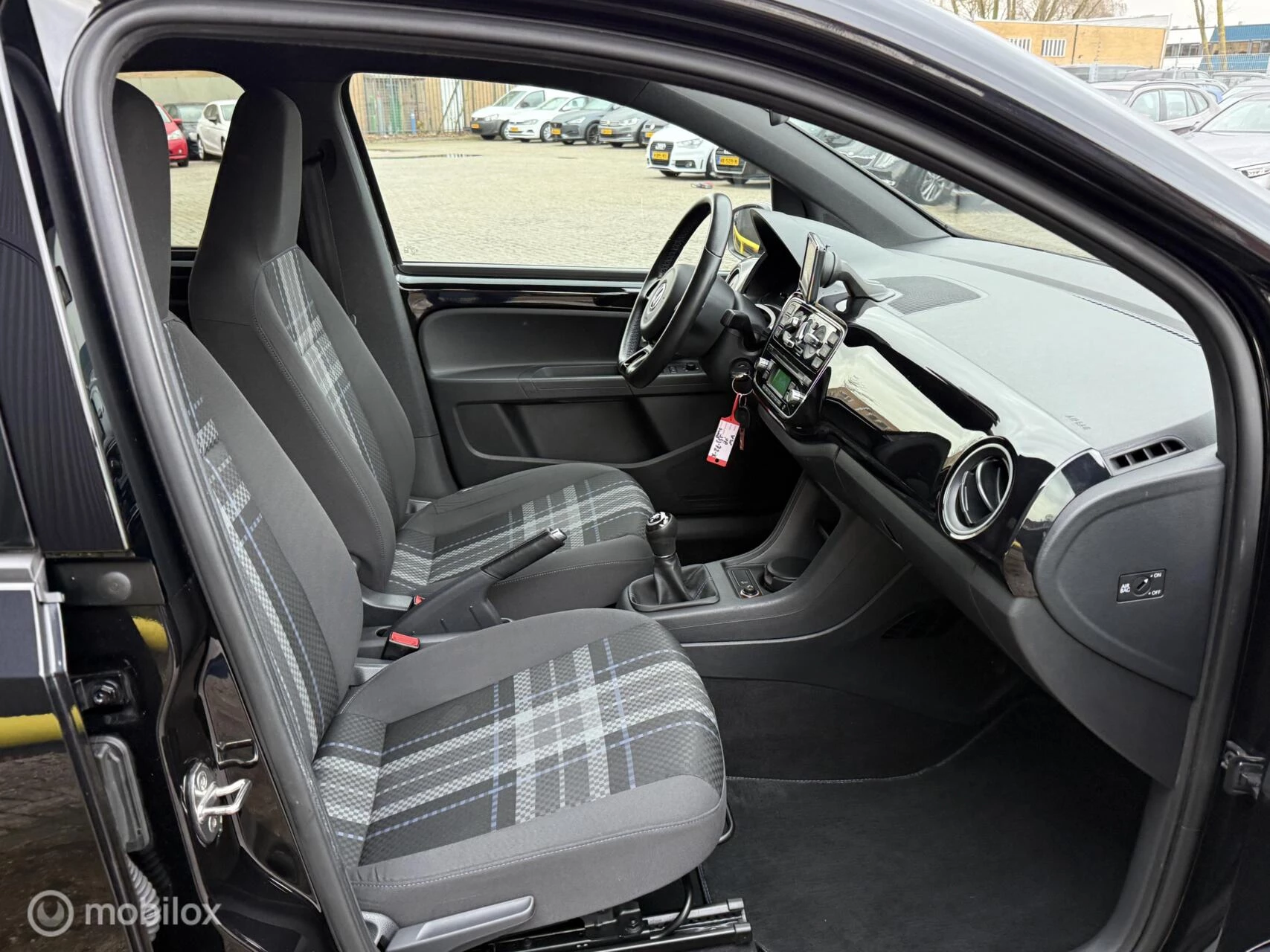 Hoofdafbeelding Volkswagen up!