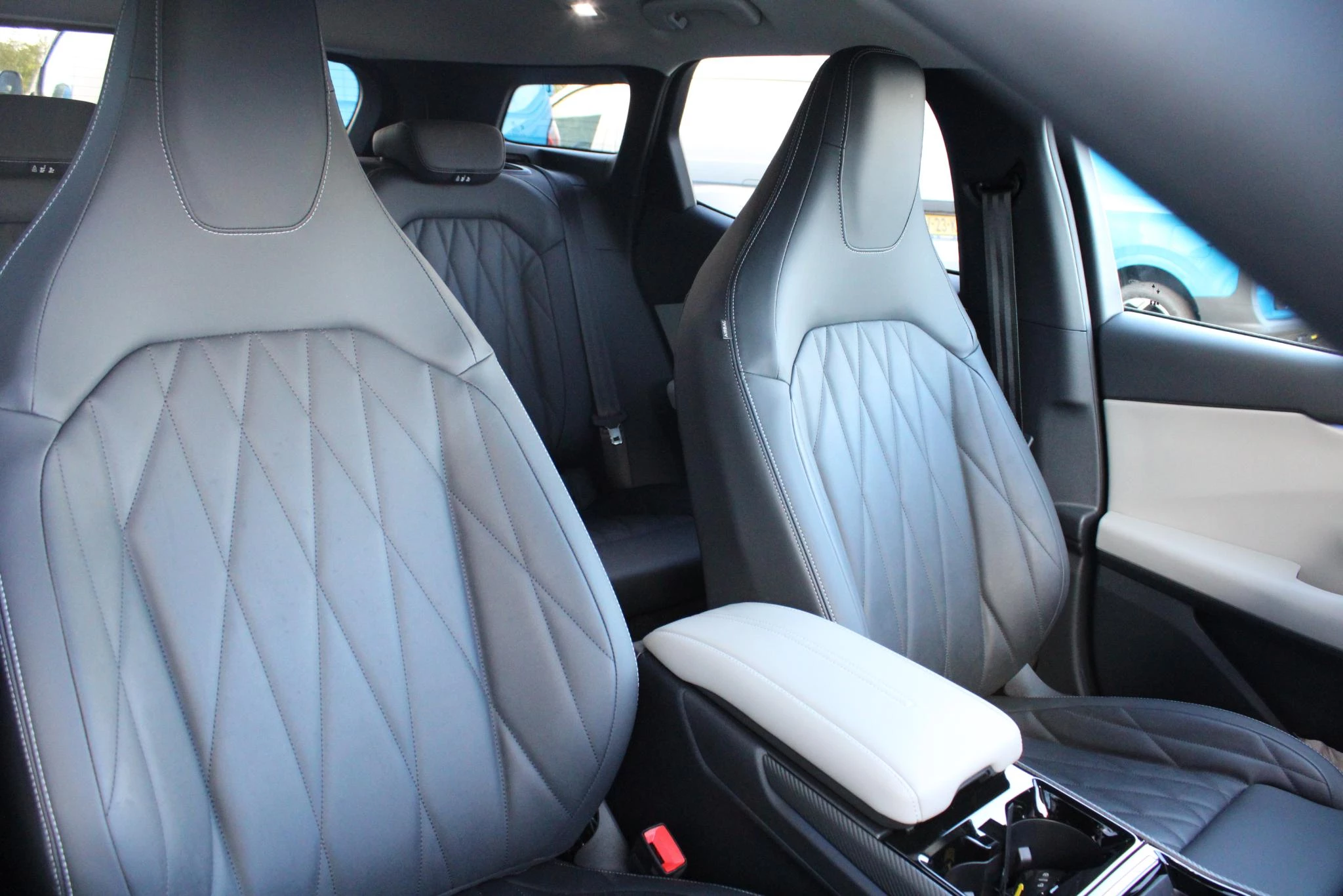 Hoofdafbeelding Ford Explorer