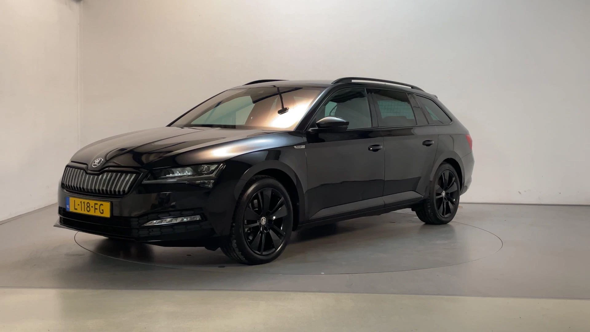Hoofdafbeelding Škoda Superb