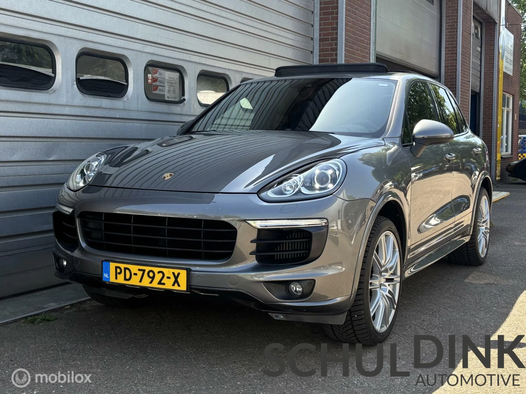 Hoofdafbeelding Porsche Cayenne