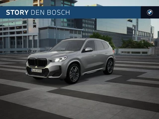 Hoofdafbeelding BMW X1 BMW X1 xDrive25e High Executive M Sport Automaat / Panoramadak / Adaptief M Onderstel / Sportstoelen / Harman Karon / Memory Seats / Driving Assistant Plus