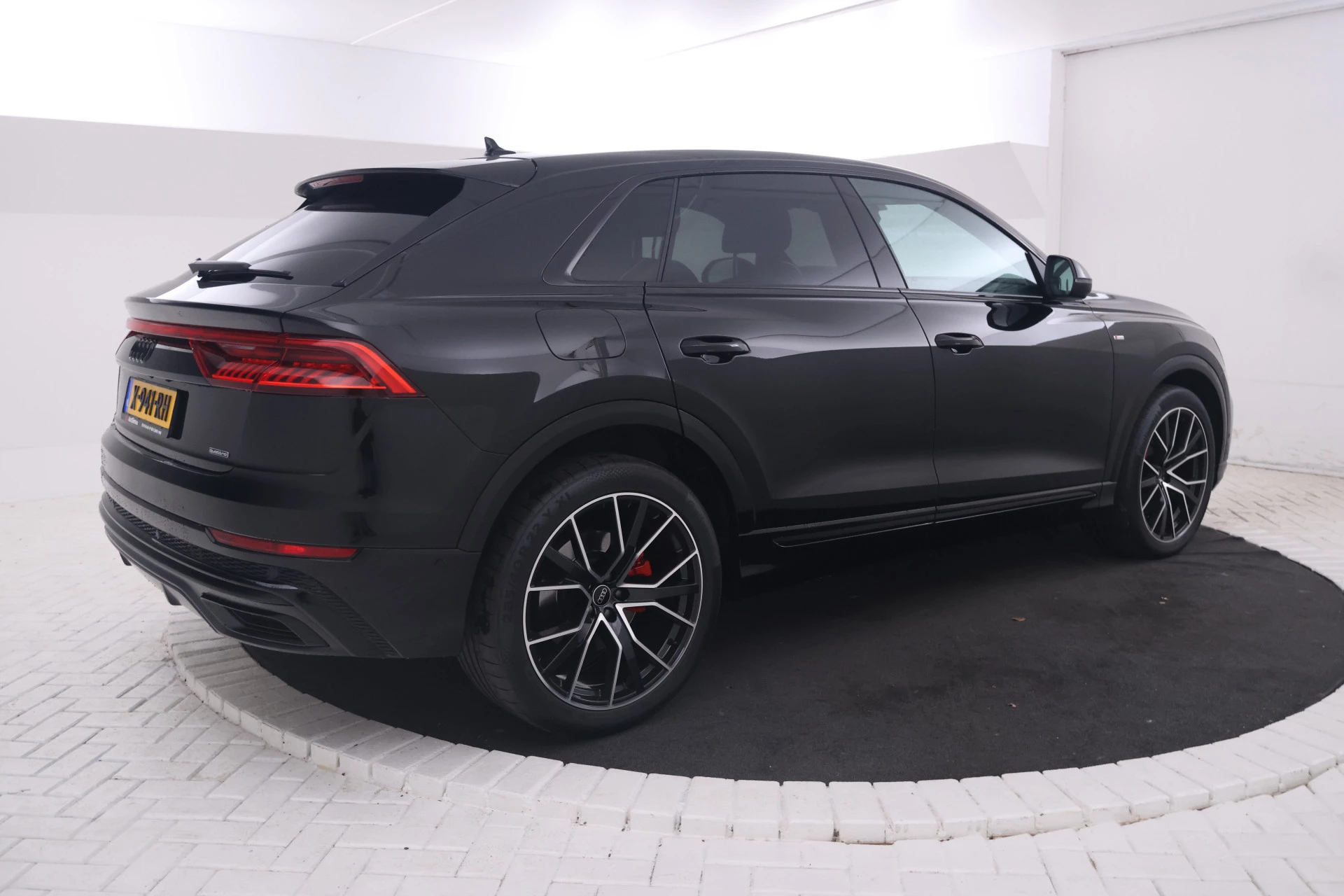 Hoofdafbeelding Audi Q8