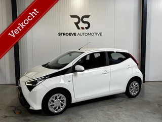 Hoofdafbeelding Toyota Aygo Toyota Aygo 1.0 VVT-i 72 pk X-Play | Airco | Camera | Cruise | CarPlay | Org NLD |
