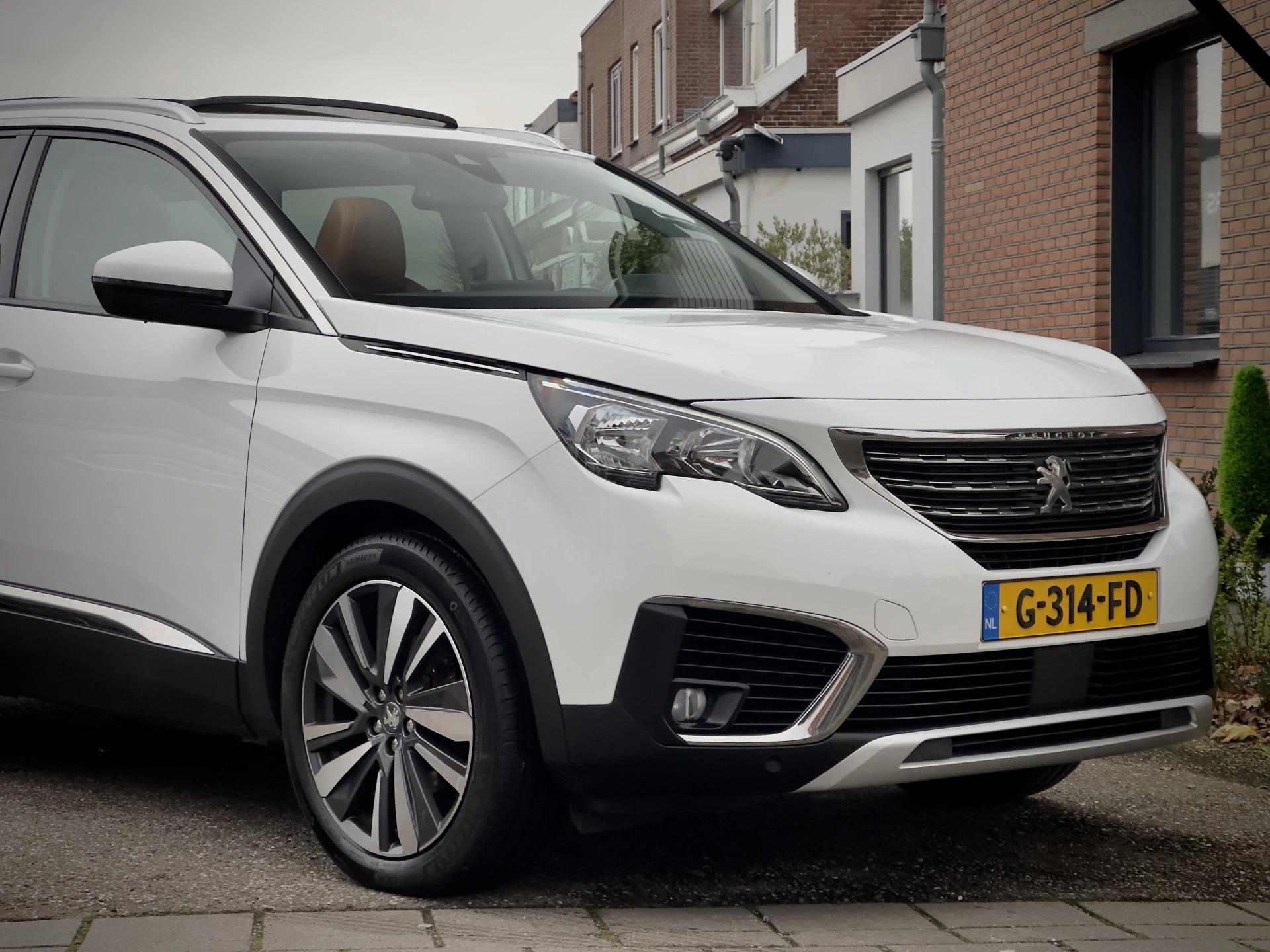 Hoofdafbeelding Peugeot 5008