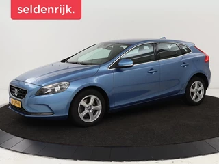 Volvo V40 2.0 T2 Momentum | Navigatie | Parkeerhulp |  Climate control | Bluetooth | Cruise control