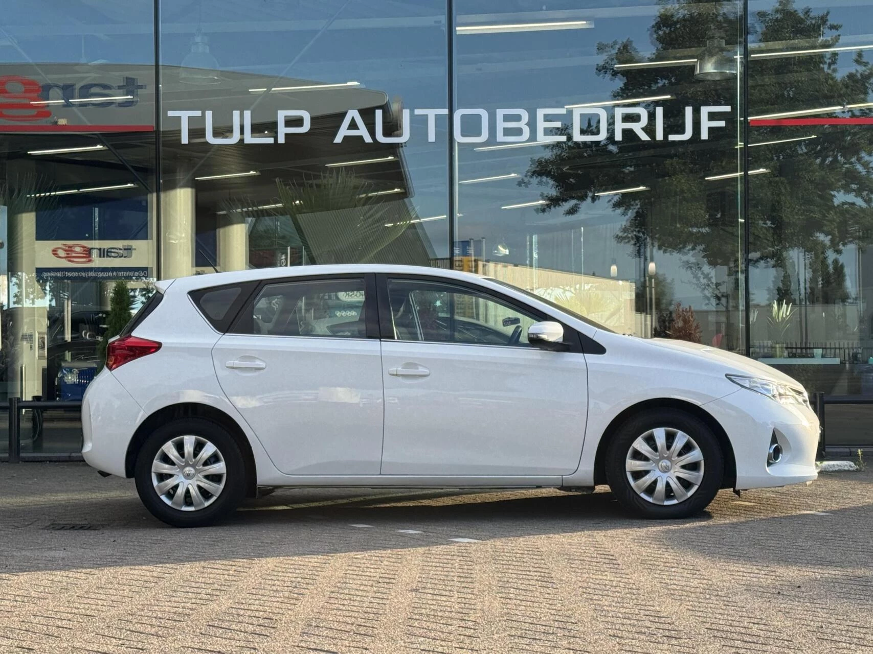 Hoofdafbeelding Toyota Auris