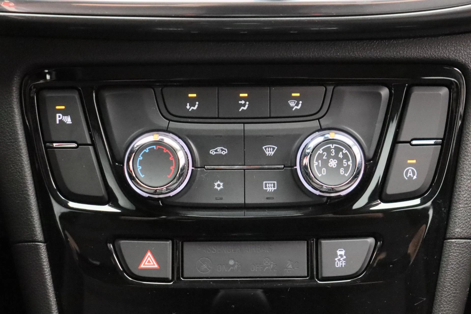 Hoofdafbeelding Opel Mokka X