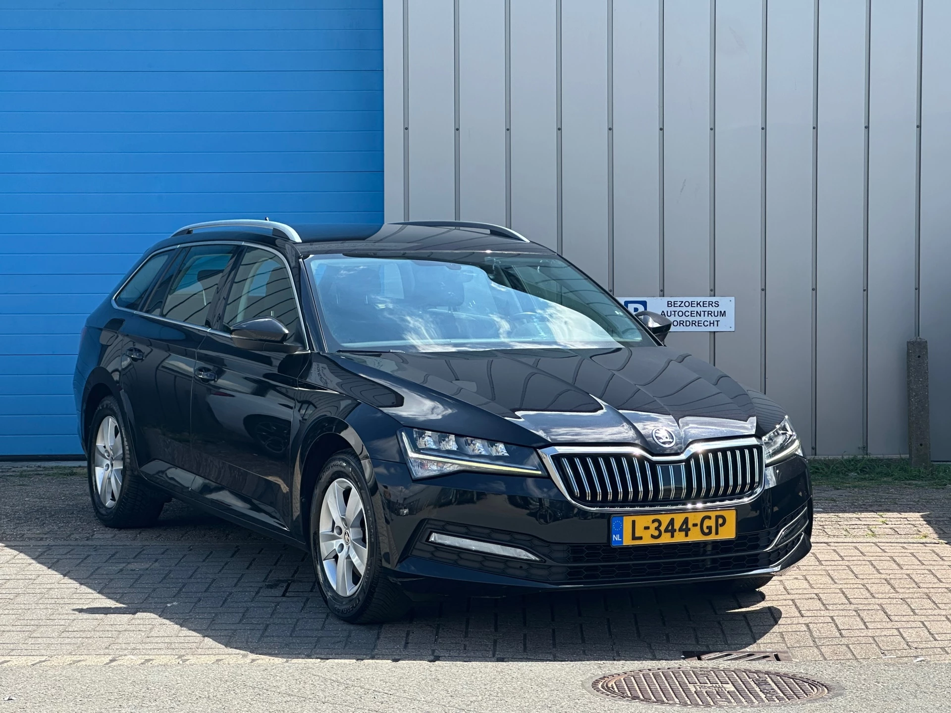 Hoofdafbeelding Škoda Superb